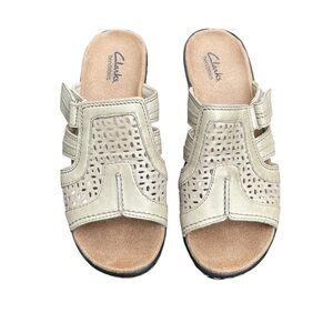 Women’s Clark’s Sandals Size 8